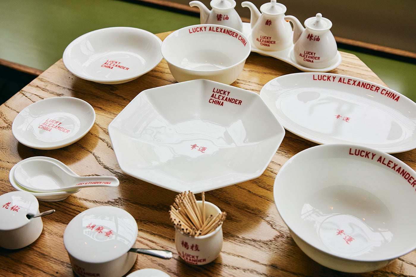 LOST AND FOUND「飲食店のUTSUWA Vol.1 LUCKY ALEXANDER CHINA」 – LOST AND FOUND  長く愛用したい日用品が見つかるお店