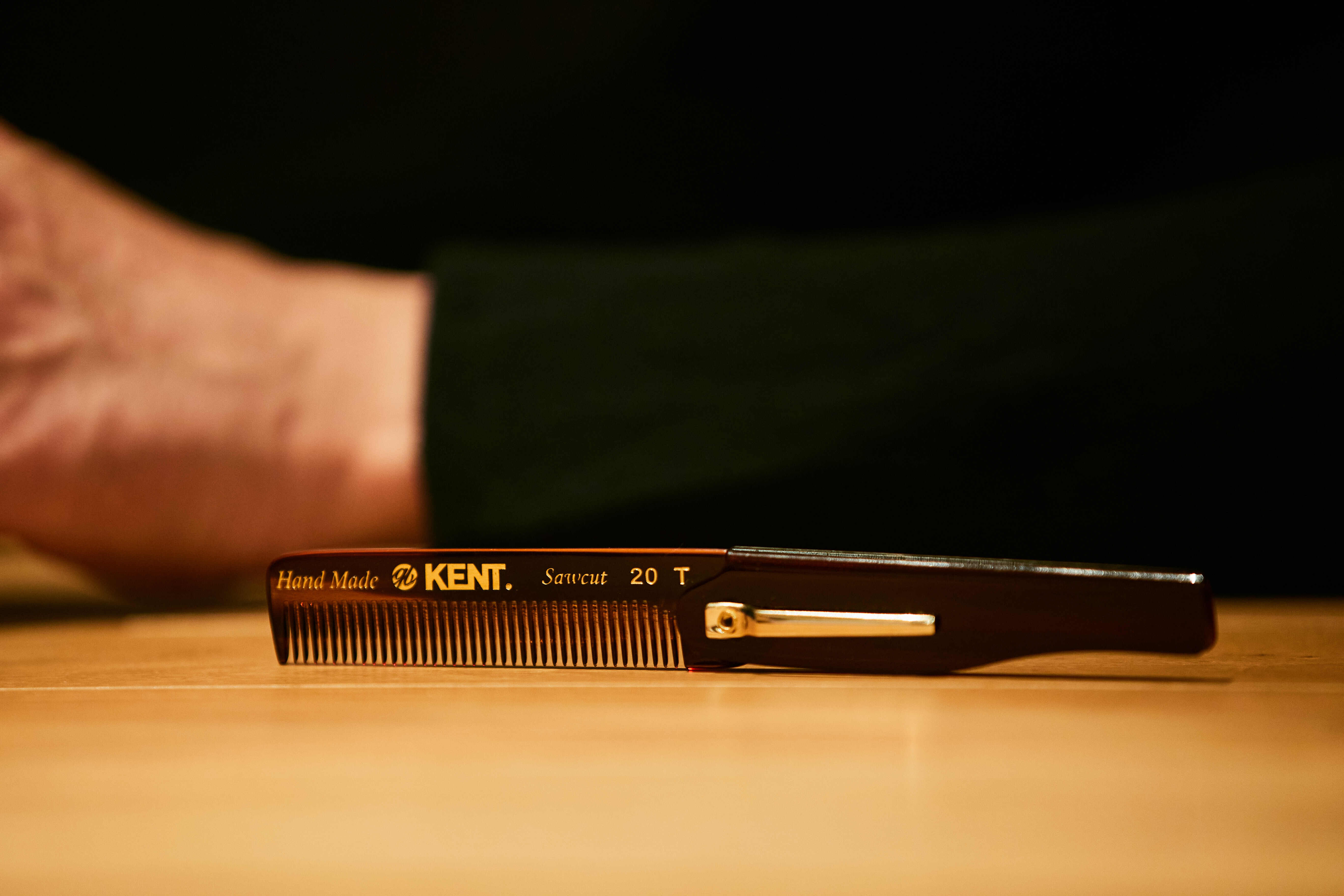 KENT(ケント) メンズ 折畳式 ポケット クリップ付 コーム 20T ヘア