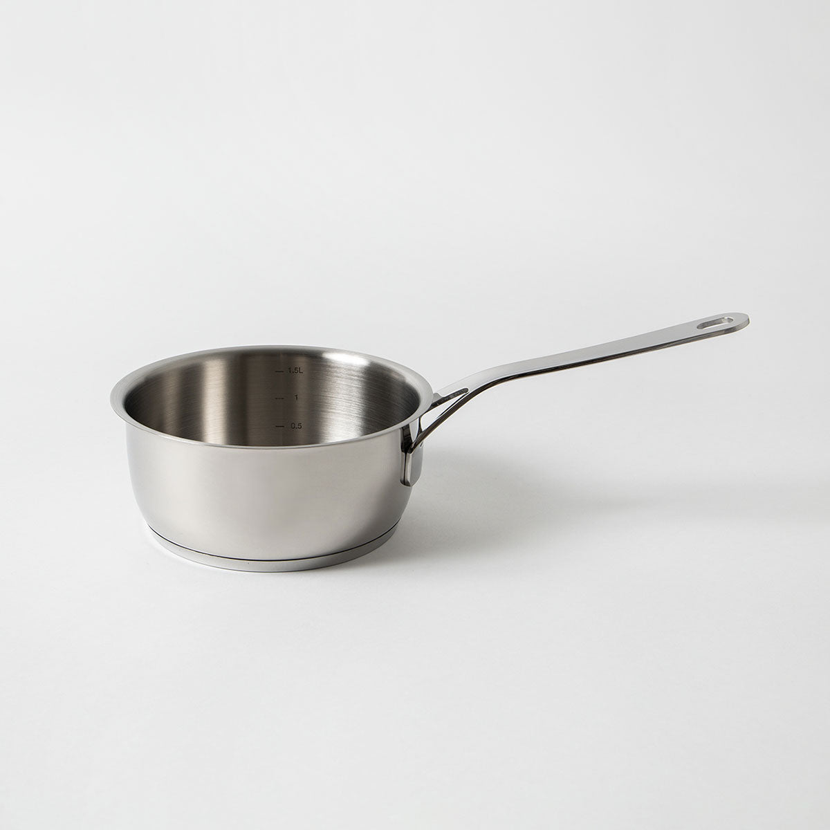 ALESSI(アレッシィ) Pots&Pans ソースパン 18cm AJM 105/18 | LOST AND FOUND 鍋・フライパン 料理  ソースパン(アルミ) 小型アルミ鍋 – LOST AND FOUND 長く愛用したい日用品が見つかるお店