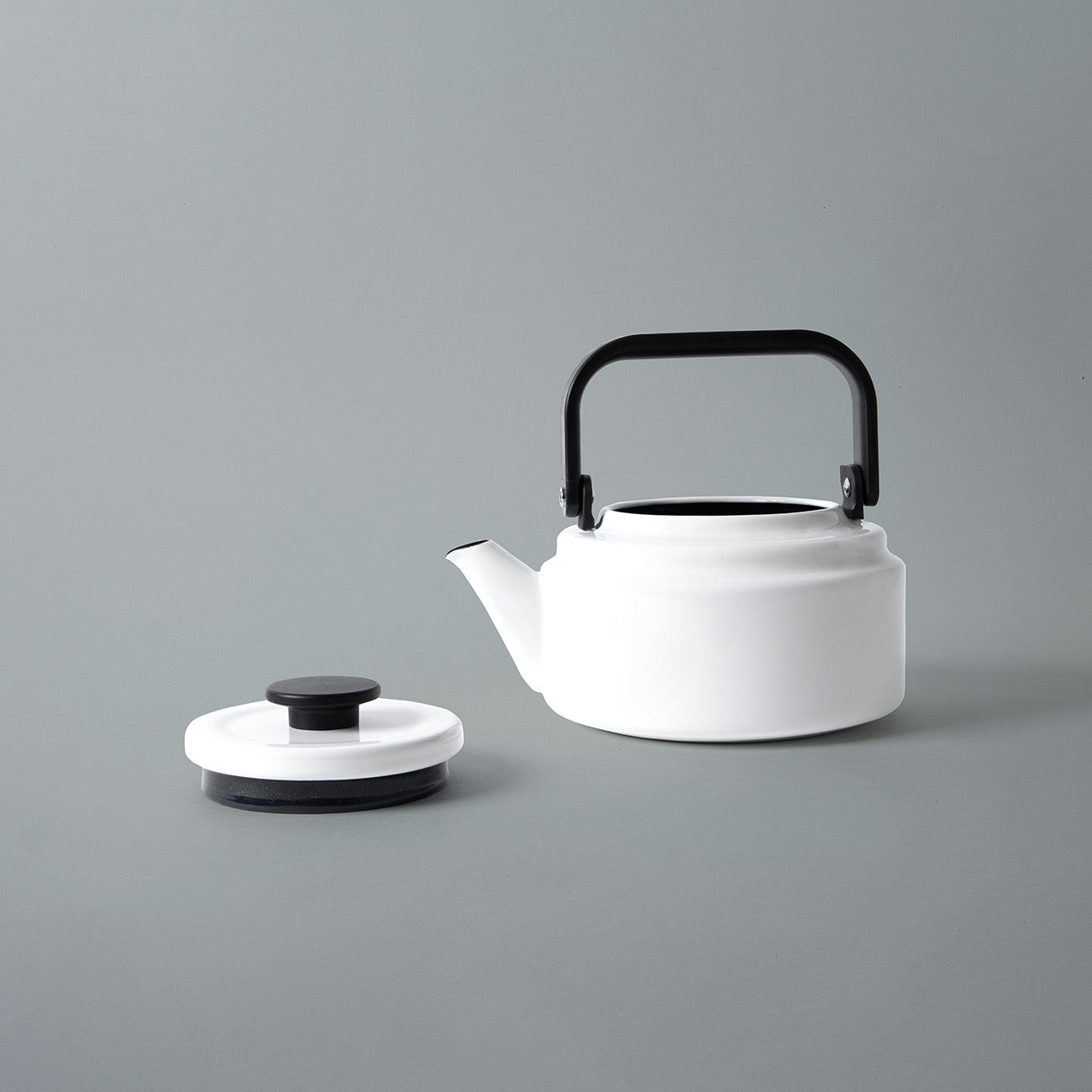 野田琺瑯(ノダホウロウ) アムケトル ホワイト ポット・ケトル・やかん
