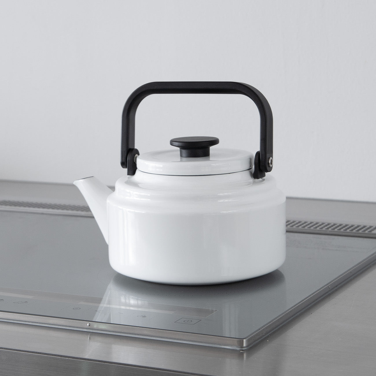 野田琺瑯(ノダホウロウ) アムケトル ホワイト ポット・ケトル・やかん