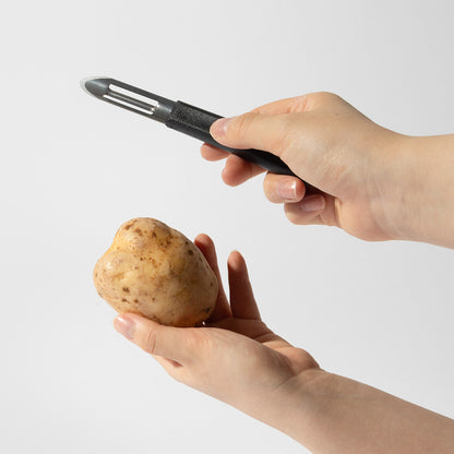 Deglon 縦型ピーラー6cm ブラック