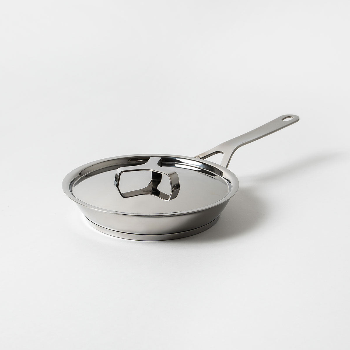 ALESSI(アレッシィ) Pots&Pans フライパン 20cm AJM 110/20 | LOST AND FOUND 鍋・フライパン 料理  フライパン(ステンレス) おしゃれアルミ片手鍋 – LOST AND FOUND 長く愛用したい日用品が見つかるお店