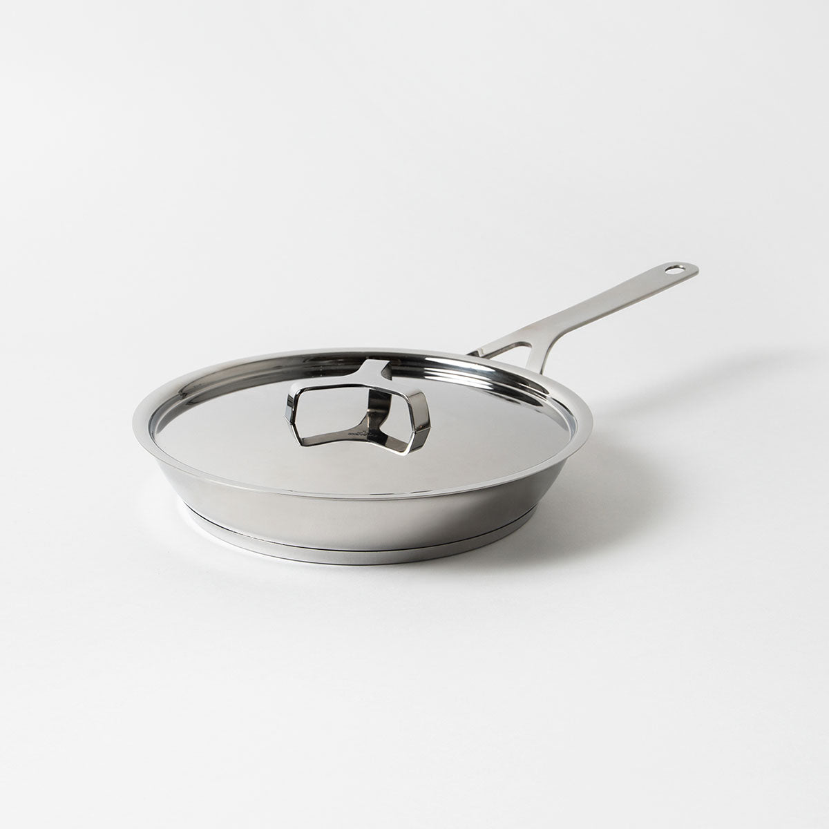 ALESSI(アレッシィ) Pots&Pans フライパン 24cm AJM 110/24 | LOST AND FOUND 鍋・フライパン 料理  フライパン(ステンレス) おしゃれアルミ片手鍋 – LOST AND FOUND 長く愛用したい日用品が見つかるお店