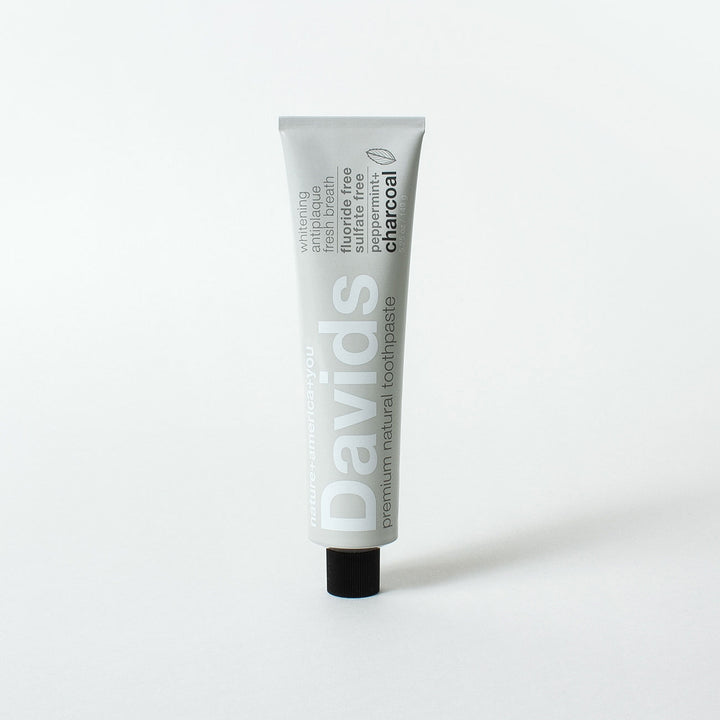 Davids ホワイトニングトゥースペースト チャコール 149g